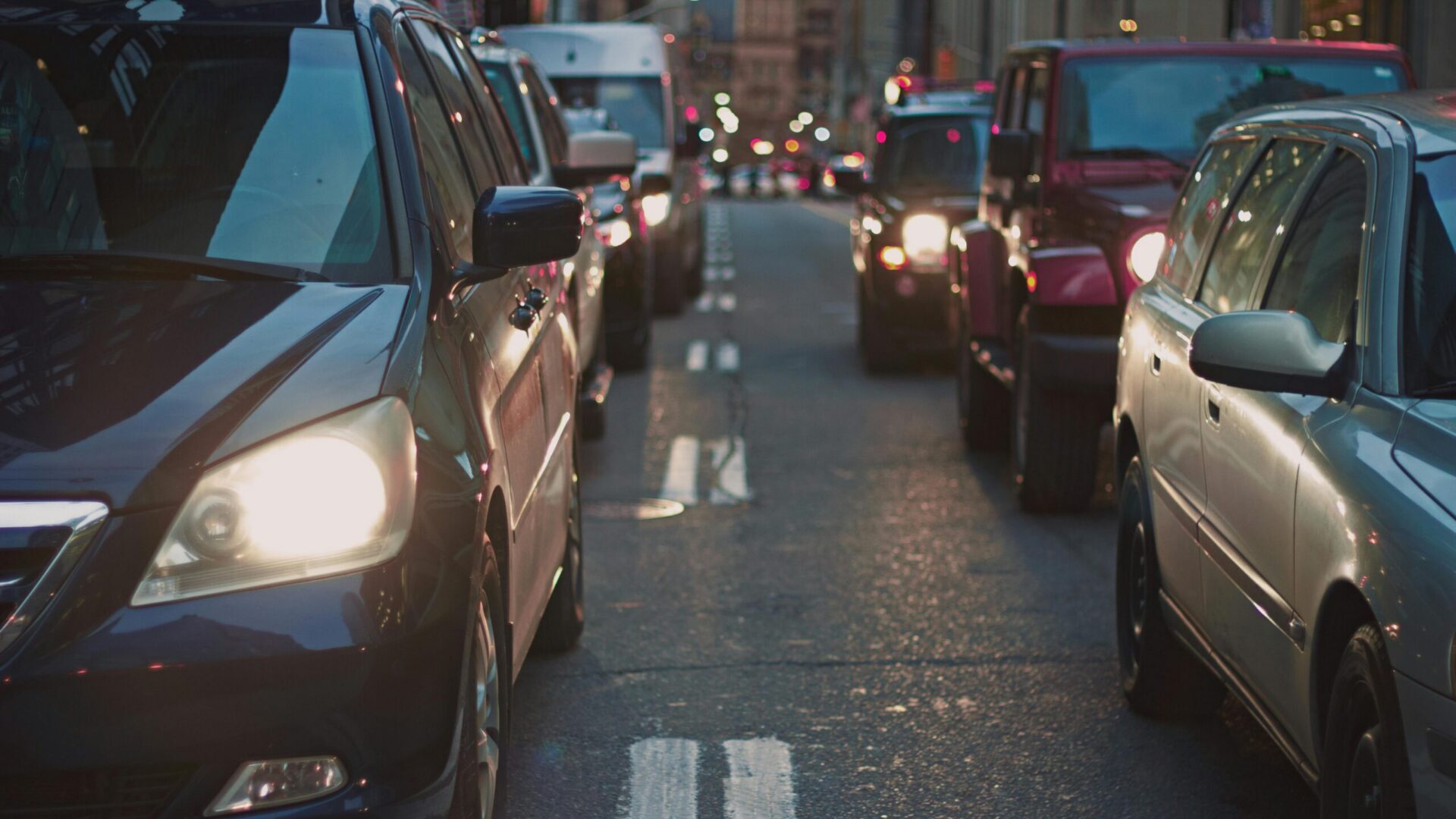 Drivers push back against growing road trend they say is too distracting