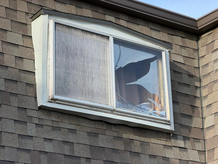 Explosion lifts roof while family inside Lakewood townhome