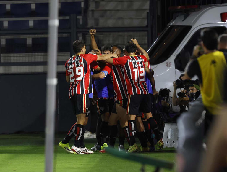 Atlético-MG x São Paulo: onde assistir, escalações e arbitragem