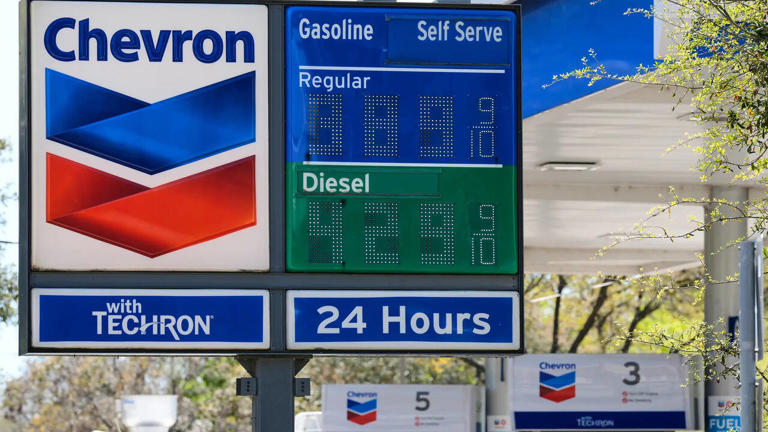 US drivers face highest gas prices since 2023 amid ongoing Iran conflict