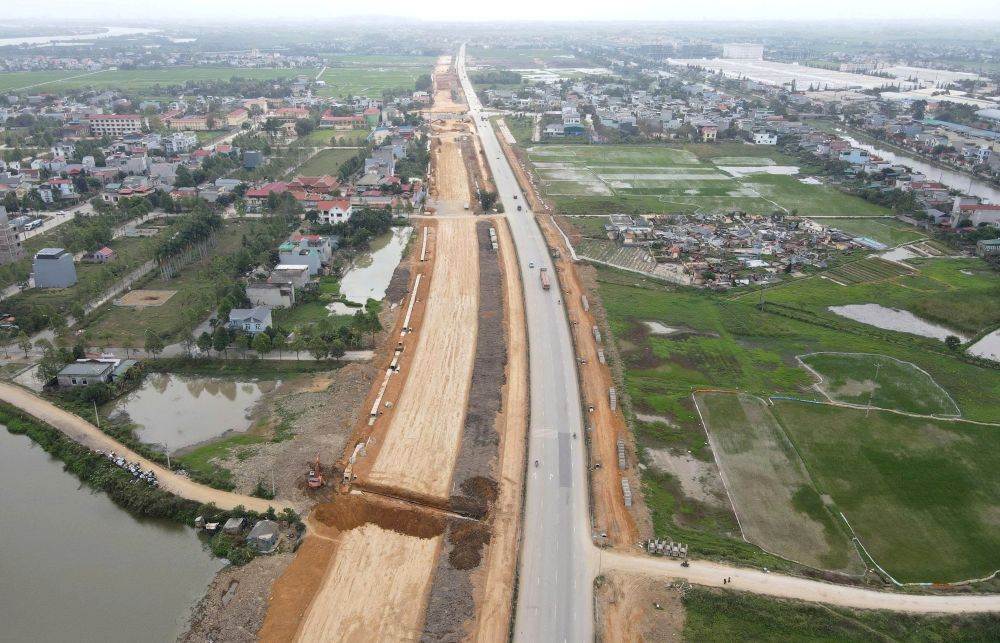 Khẩn trương thi công, mở rộng đại lộ nghìn tỉ xuống biển Sầm Sơn