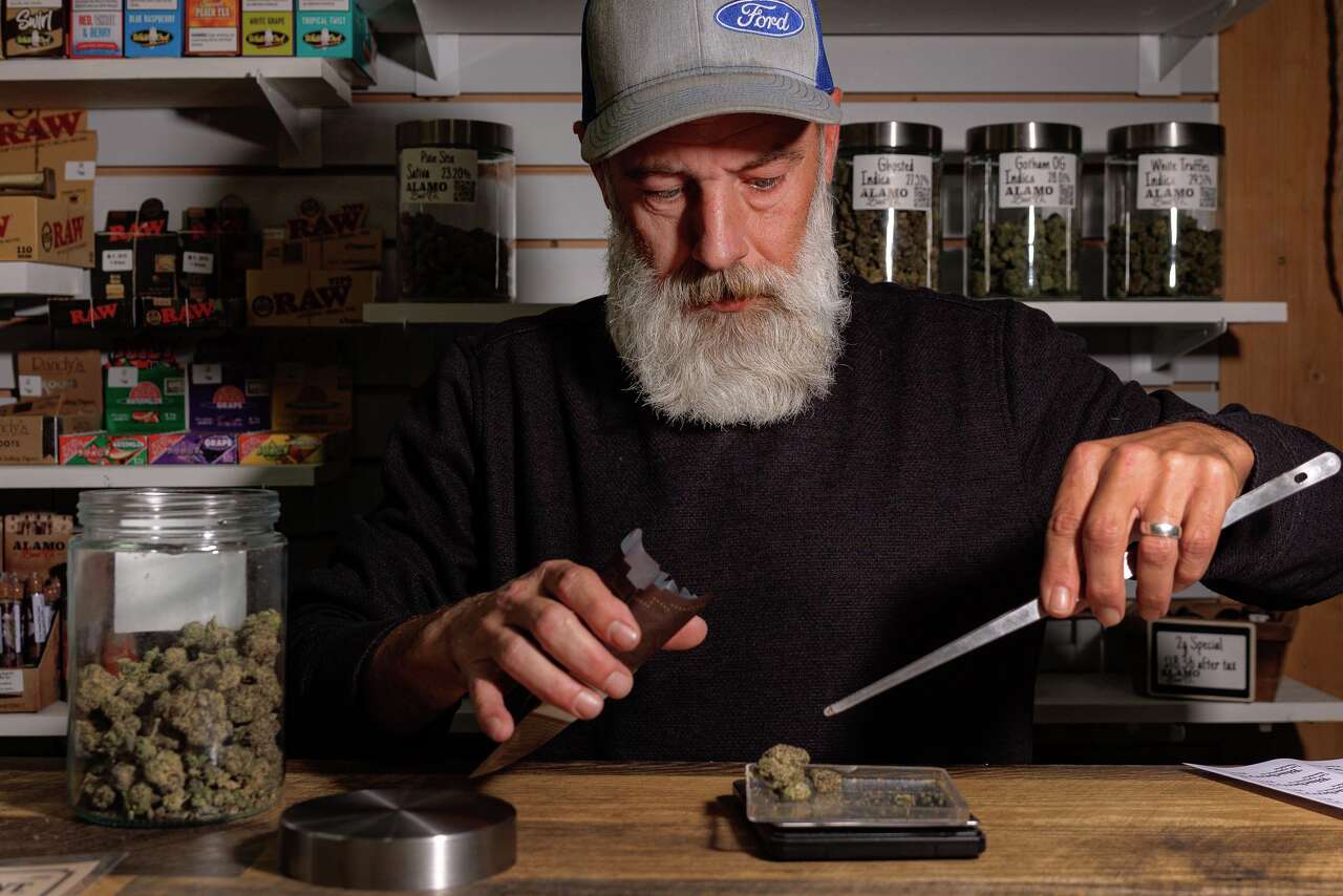 'Not very realistic' - San Antonio hemp businesses react to Texas' new ...