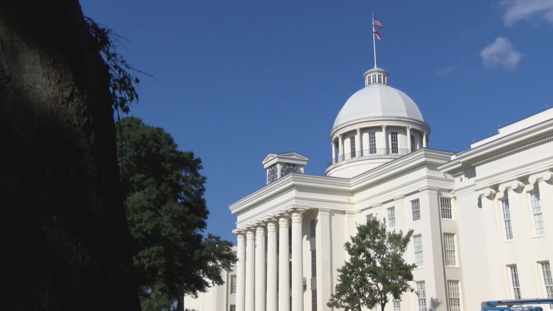 Leaders react to Alabama legislators passing special session ...