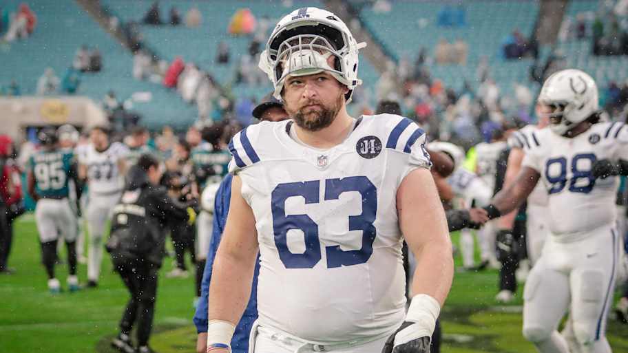 Colts' O-line takes another blow as Danny Pinter signs with AFC rival
