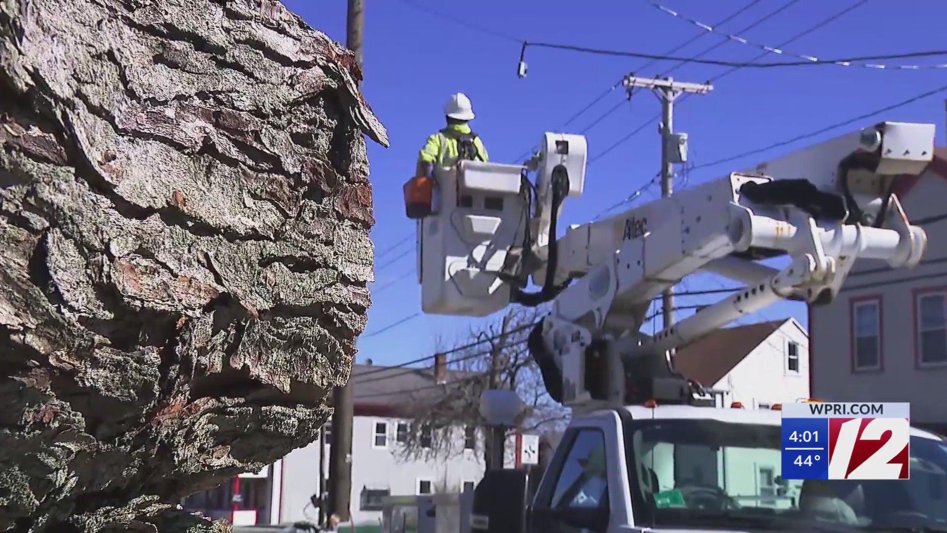 'The house was shaking': Crews clean up downed trees, wires after ...