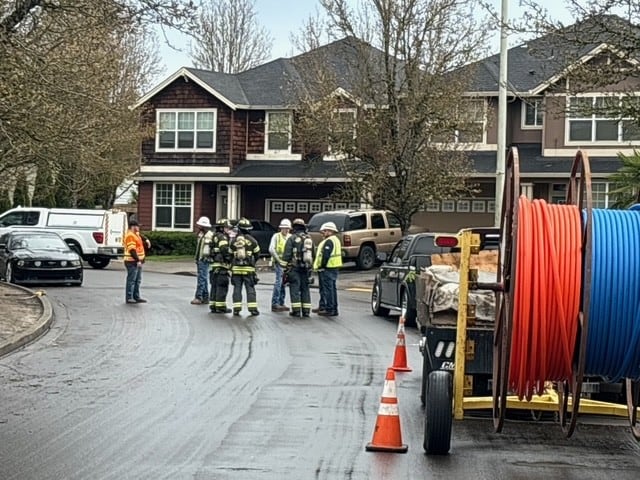 Crews respond to gas leak in Vancouver; 20 homes evacuated