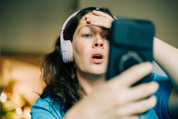 Men are ditching women during hikes, and over 25 million people are ...