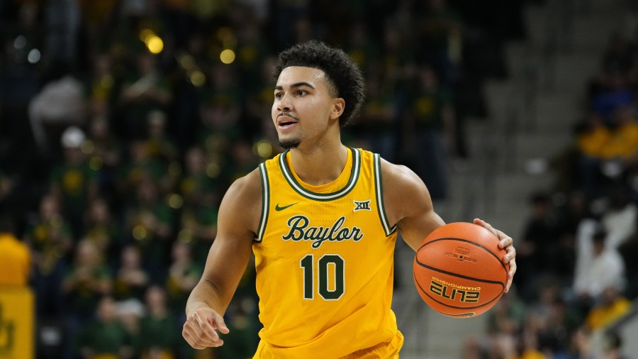 Isaac Williams IV returning to Baylor on two-year deal