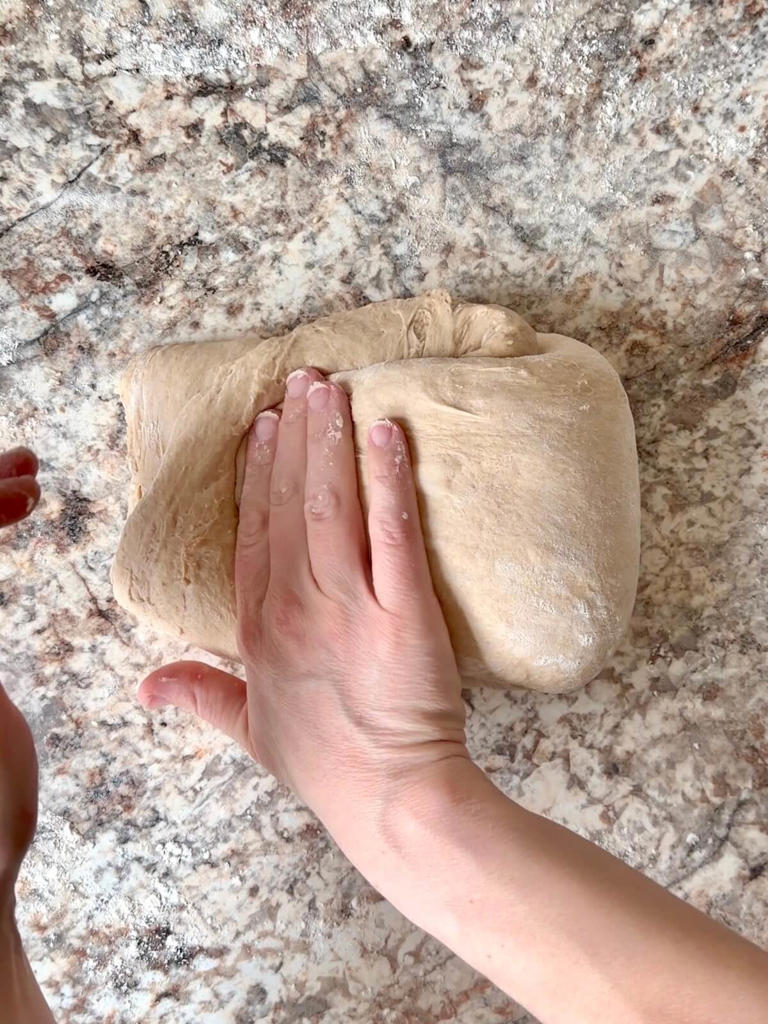 Easy root beer sourdough bread (non-alcoholic)