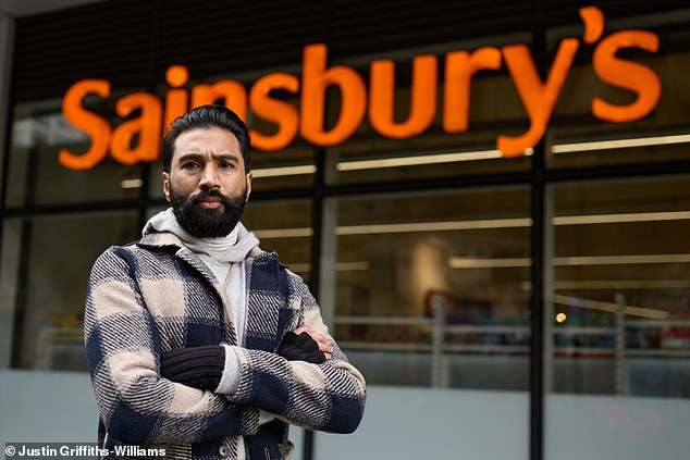 Innocent man arrested after AI wrongly identified him as burglar ...