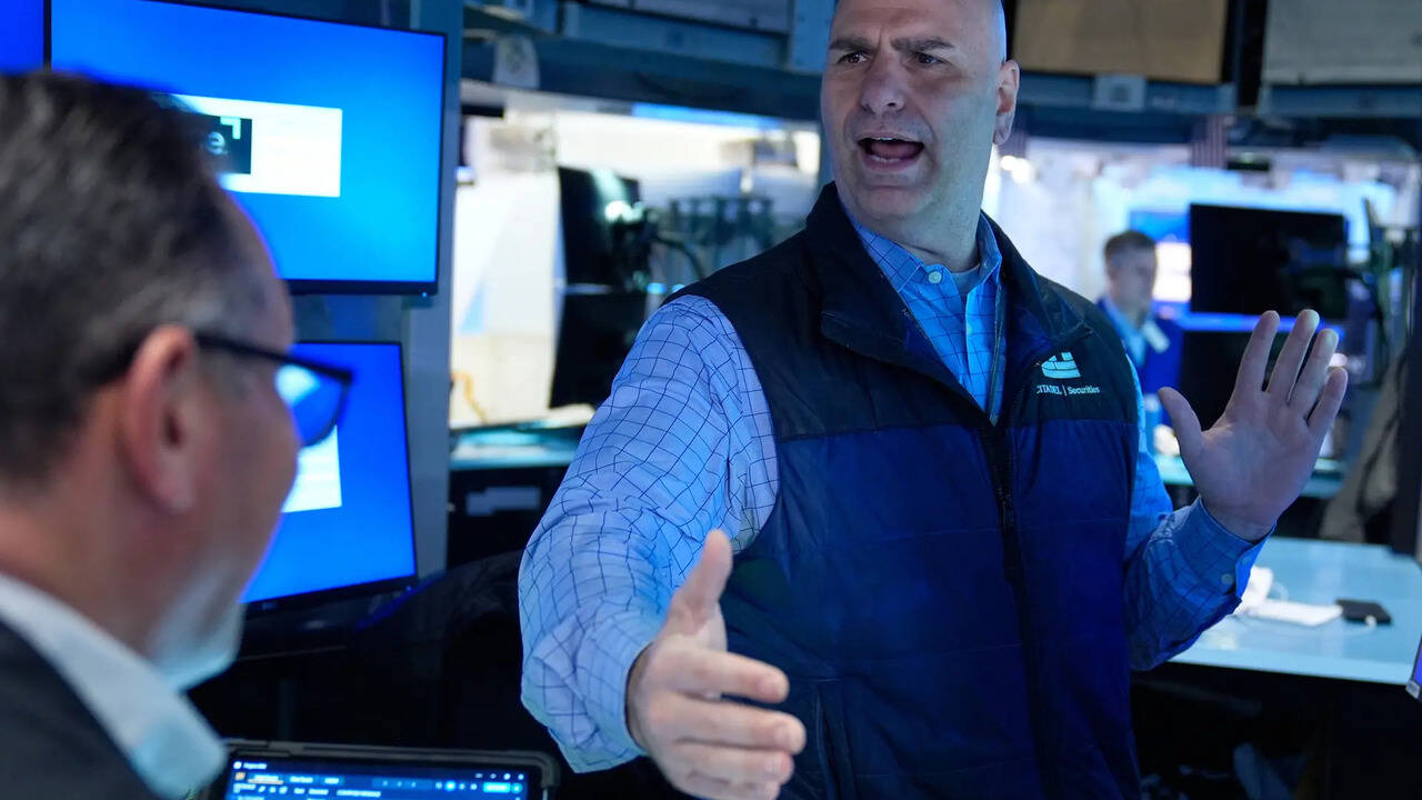 Oil prices increase amid conflict, US stocks show resilience