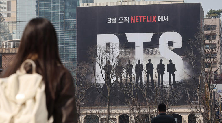 Government elevates terror alert to 'caution' for Jongno, Jung-gu ahead ...