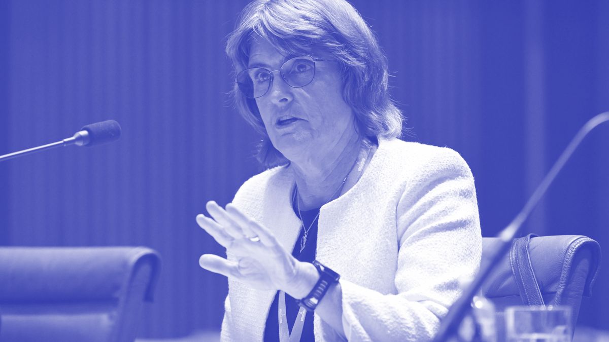 Big four banks pass on RBA rate rise