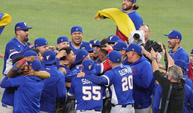 Venezuela le gana a Estados Unidos el Clásico Mundial y Trump amenaza ...