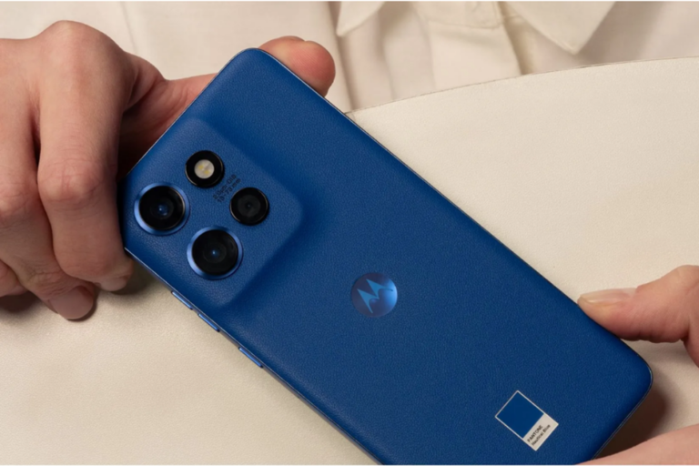 Stable Android 16 update finally rolls out to Motorola Edge 50 Neo