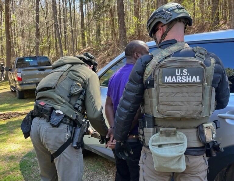 US Marshals arrest Mississippi man wanted in shooting, alleged attack ...