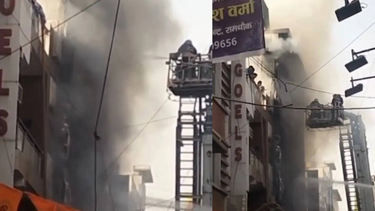 Massive blaze engulfs residential building in Delhi’s Palam, 30 fire ...