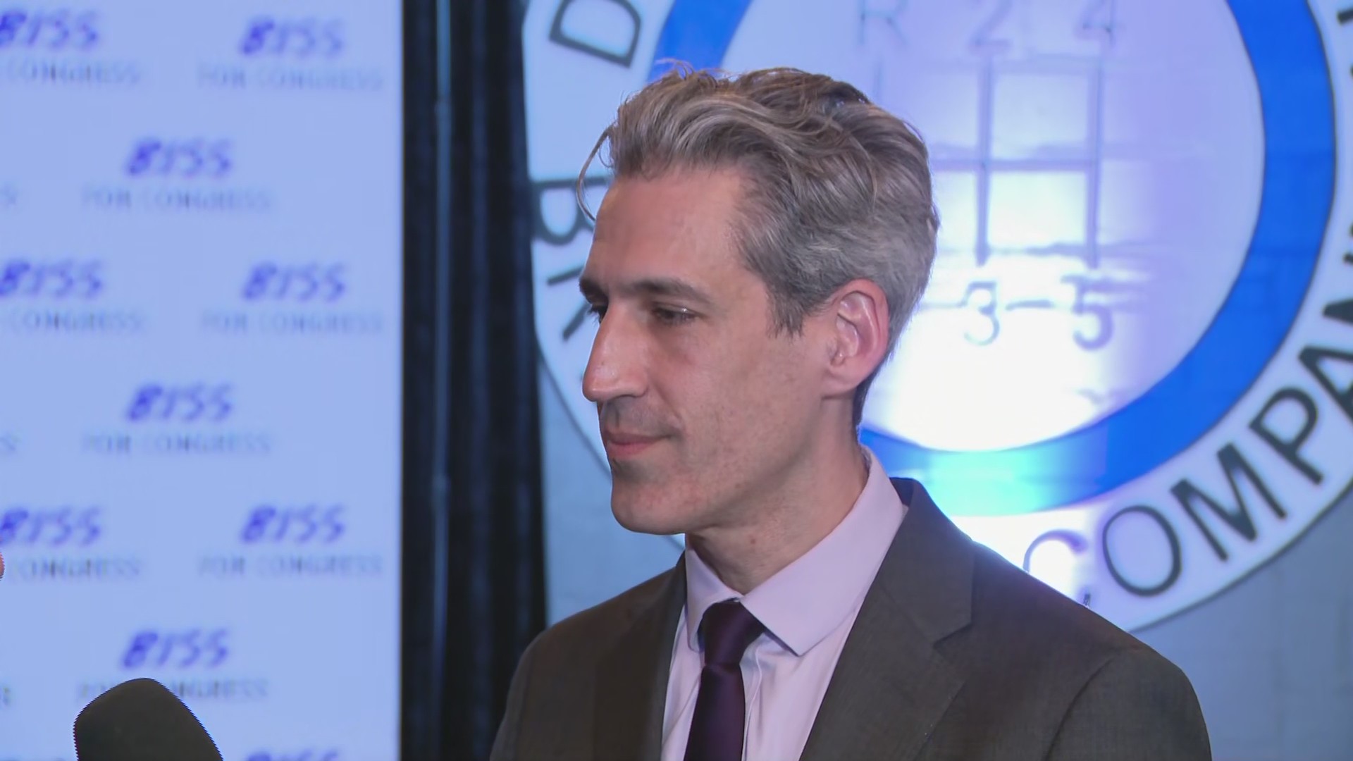 Daniel Biss wins Democratic primary for 9th District