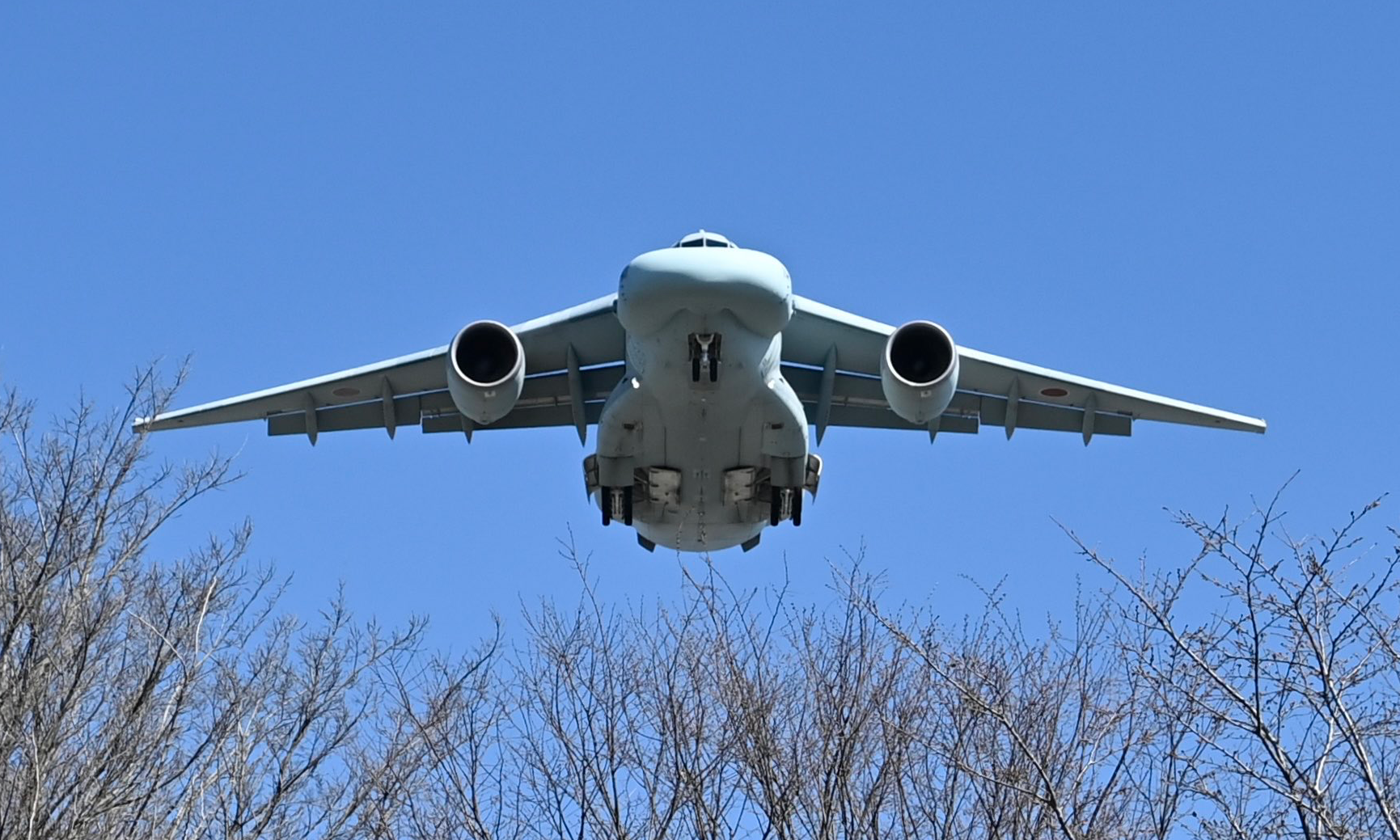Máy bay quân sự 'xấu nhất thế giới' lần đầu cất cánh