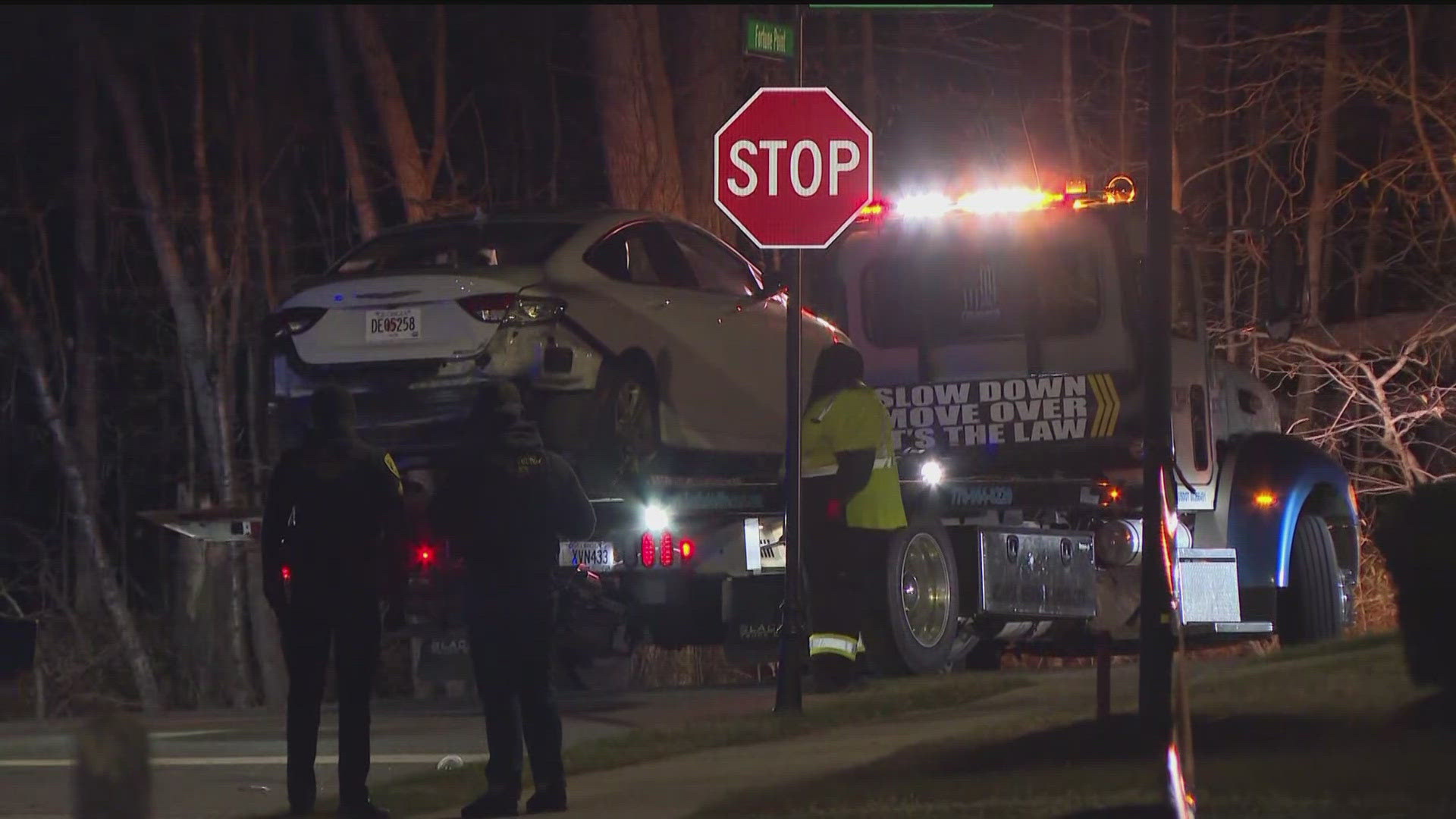 2 teenagers shot and killed in South Fulton neighborhood; suspect on ...