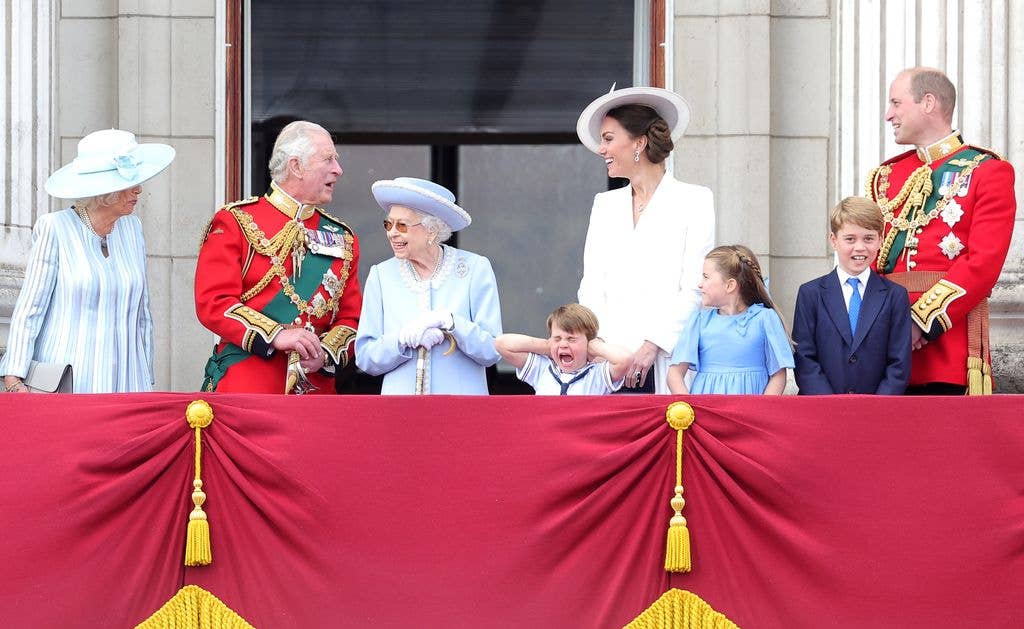 Royal photographer Chris Jackson explains story behind 'powerful ...