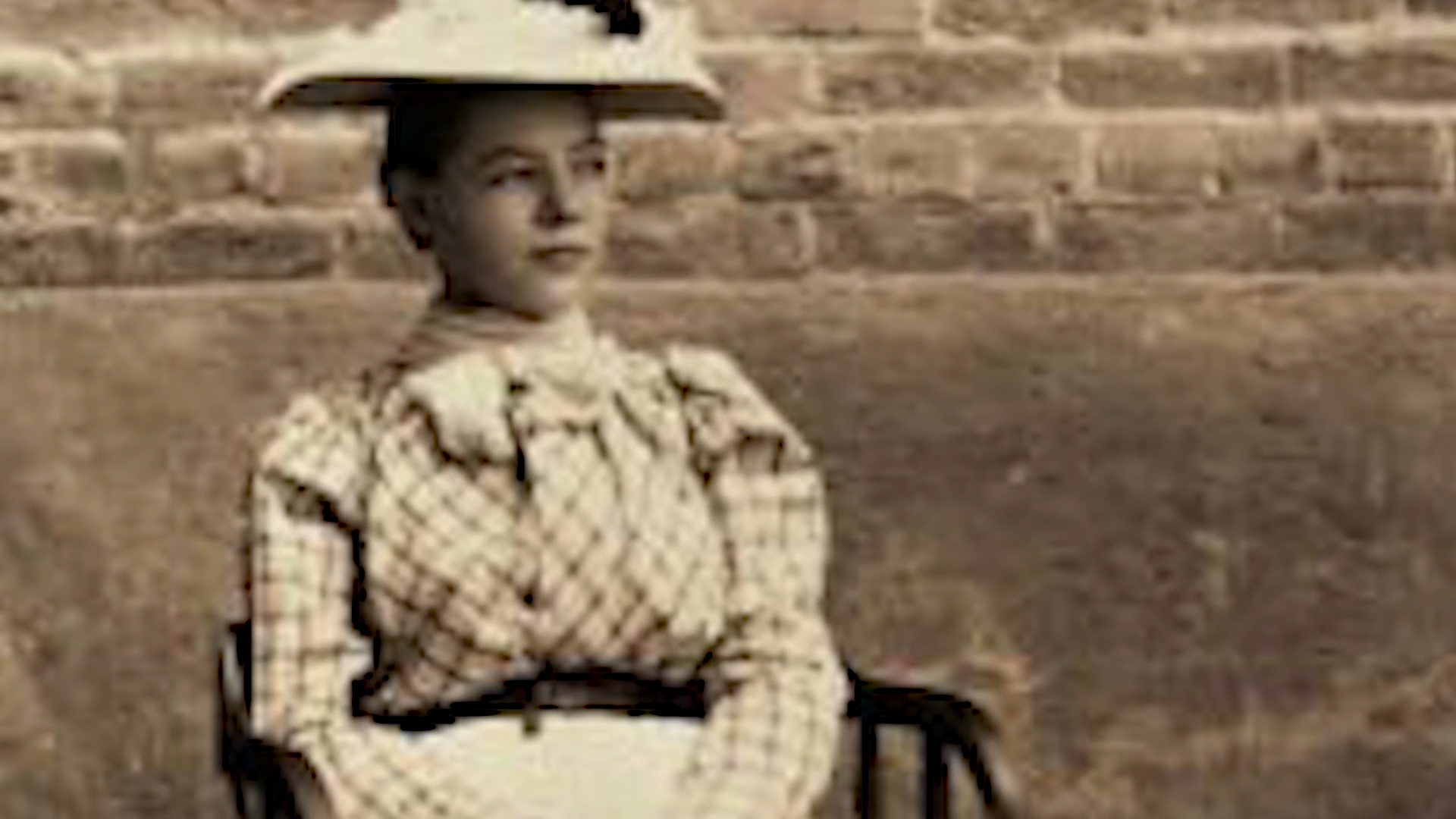 They thought she was helpless, they were wrong - from Wild West ...
