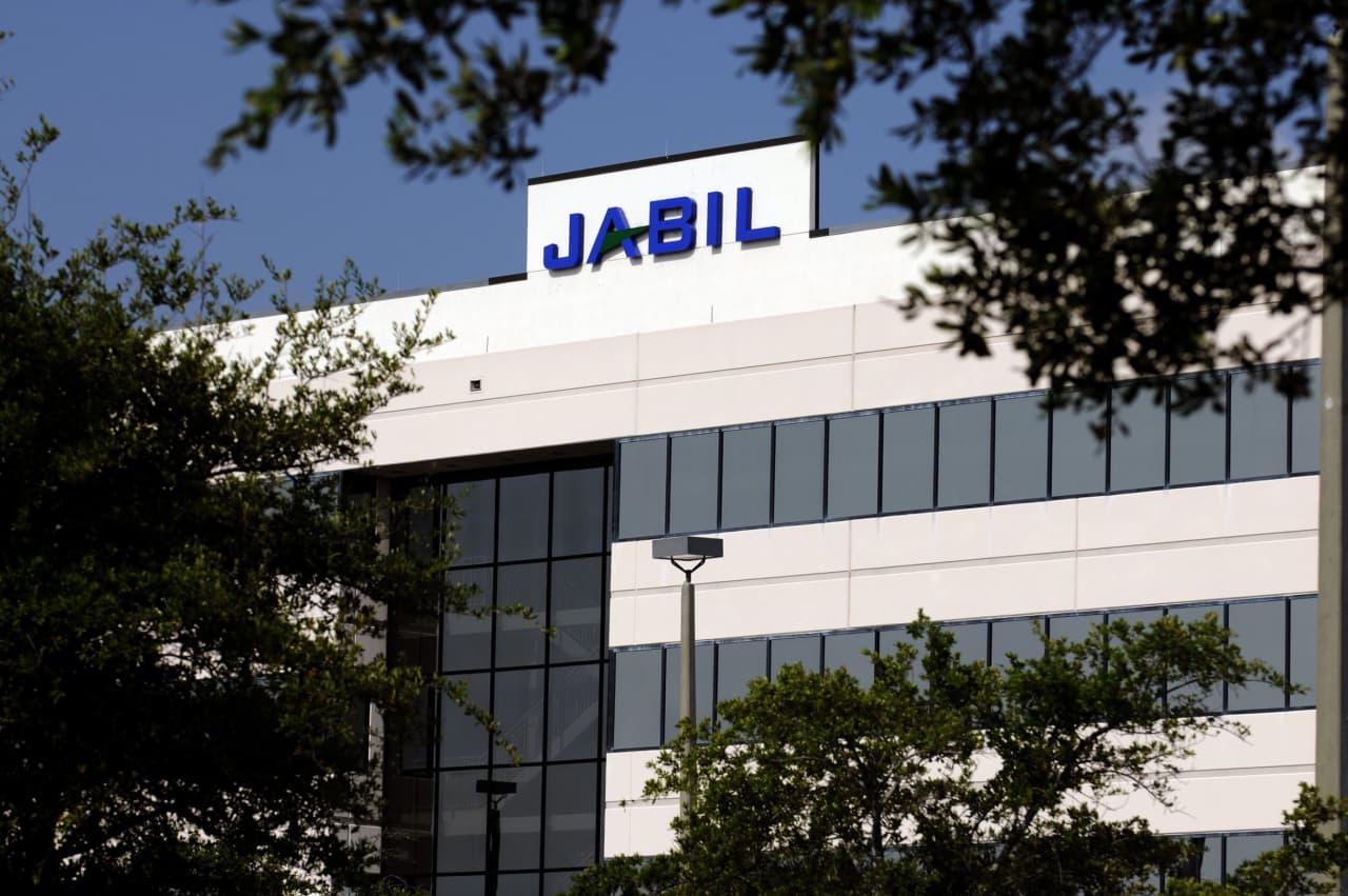 Jabil earnings beat estimates. The stock is falling anyway