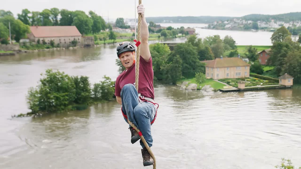 No one climbs this distance on rope - he tried all 90 meters