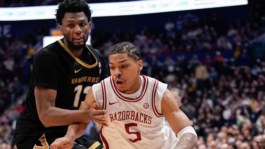 Hawaii will make Hogs' Acuff prove to world he's the man