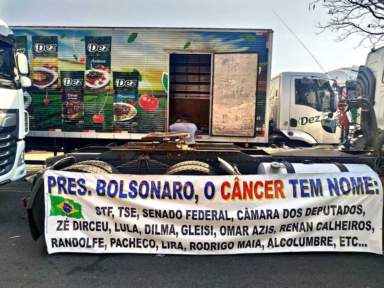 Exclusivo: Greve dos caminhoneiros é inflada por bolsonaristas e canais da extrema direita nas redes