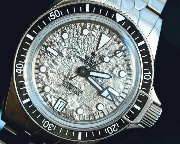 This classic automatic dive watch gets a monotone full-titanium tuneup