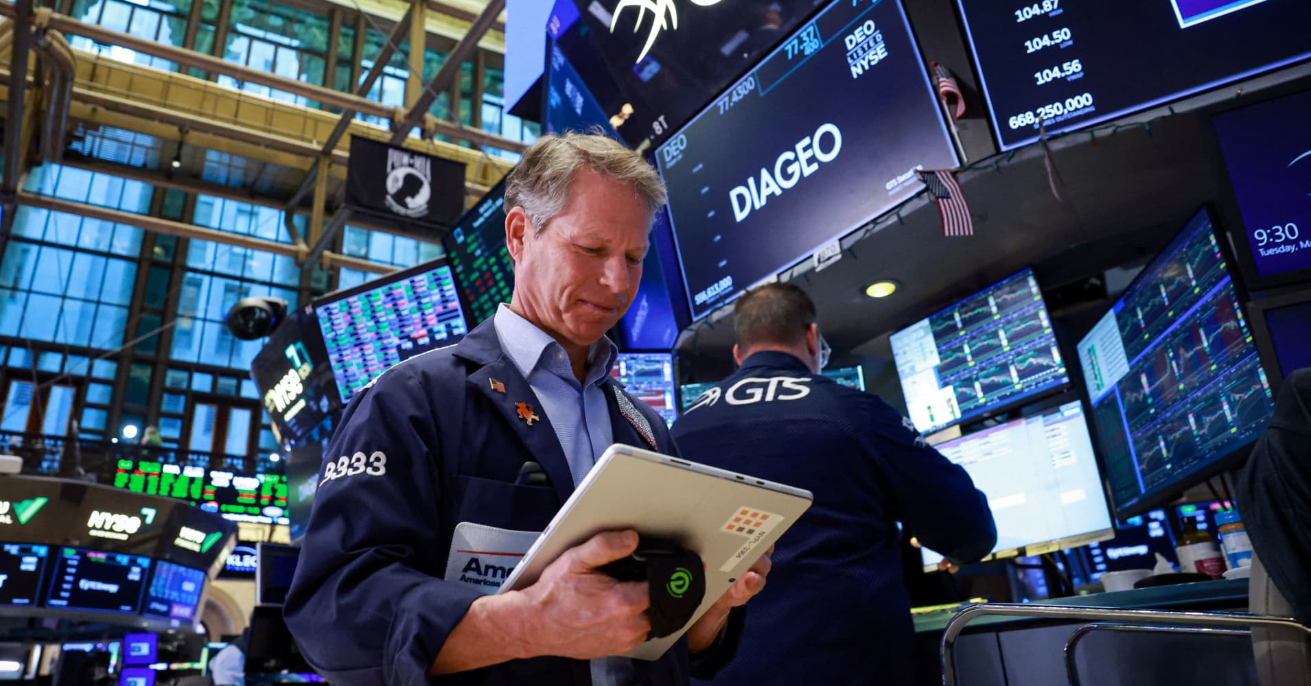 Short-term yields rise after higher-than-expected inflation, Fed holds ...