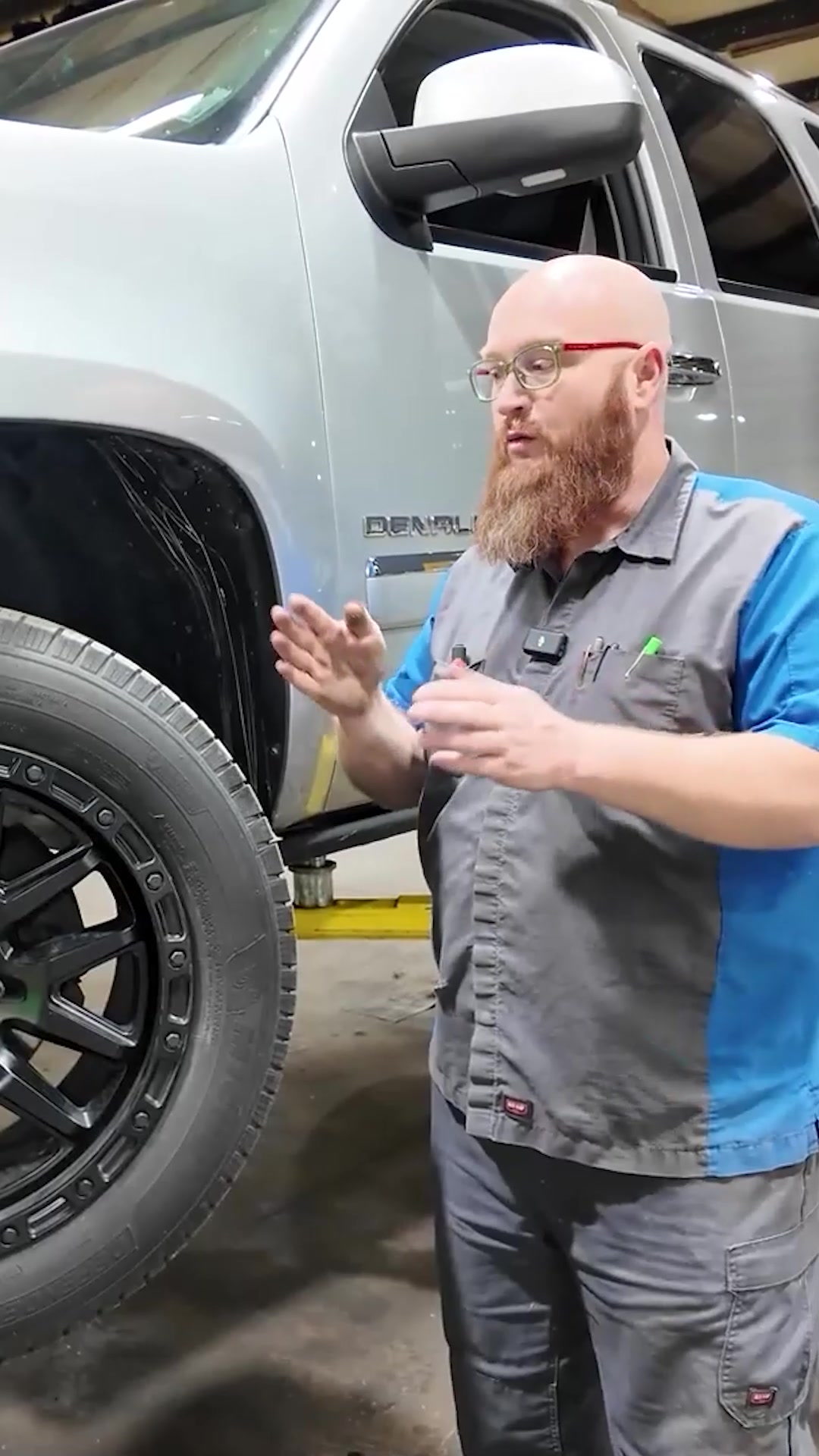 Visible rub marks on the vehicle