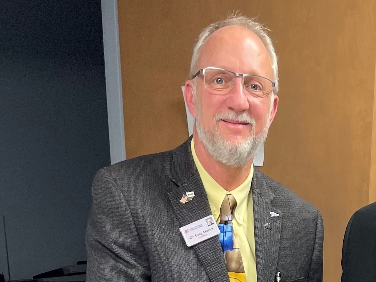 KCKCC trustees unanimously terminate college president