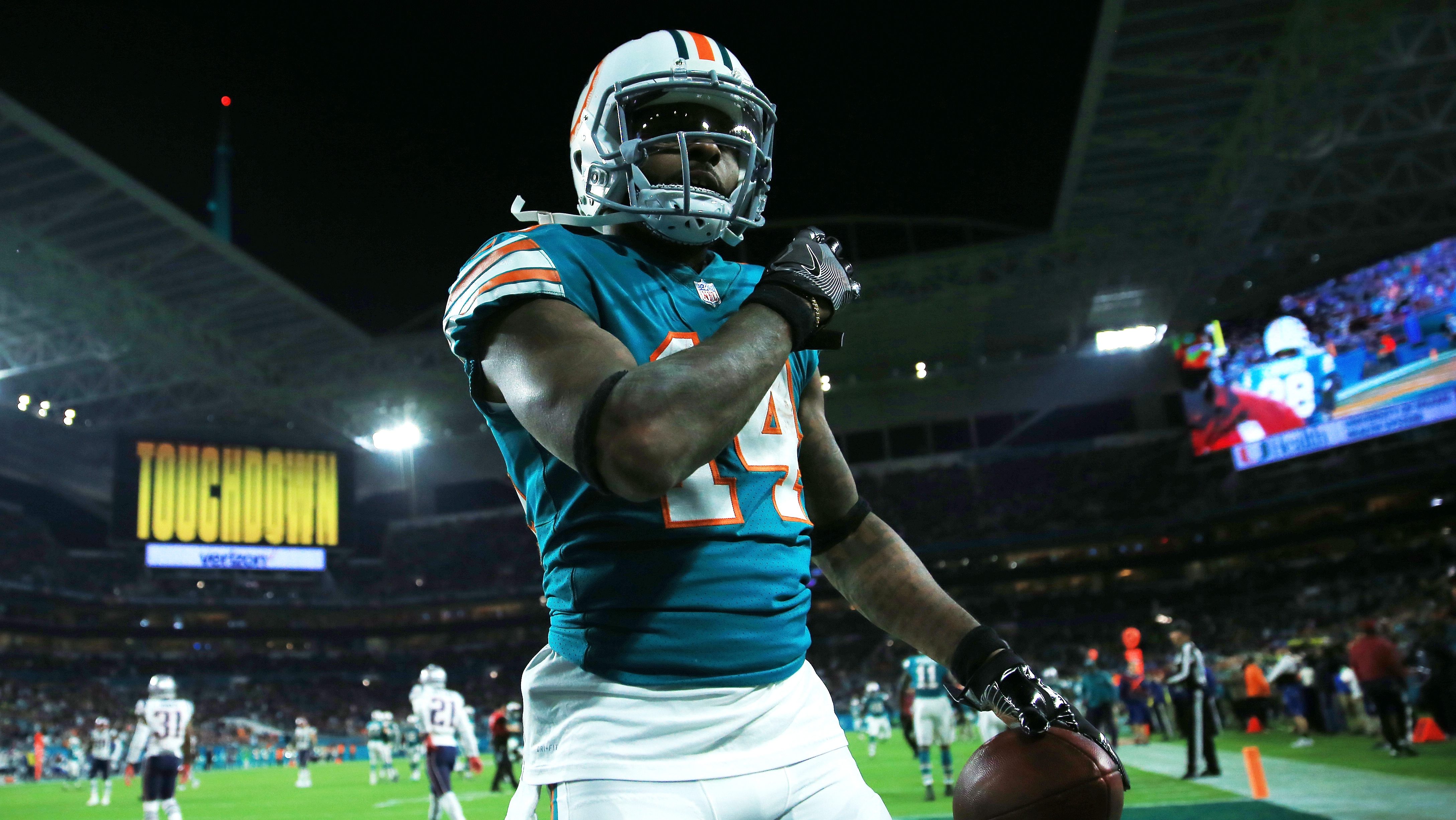 Former Dolphins Pro Bowl wide receiver expresses desire to return