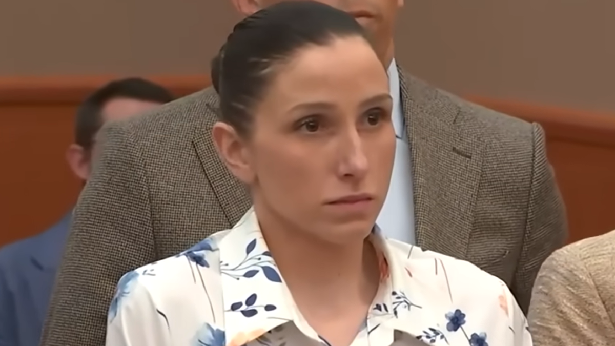 Condenan a cadena perpetua a una mujer autora de un libro sobre el ...