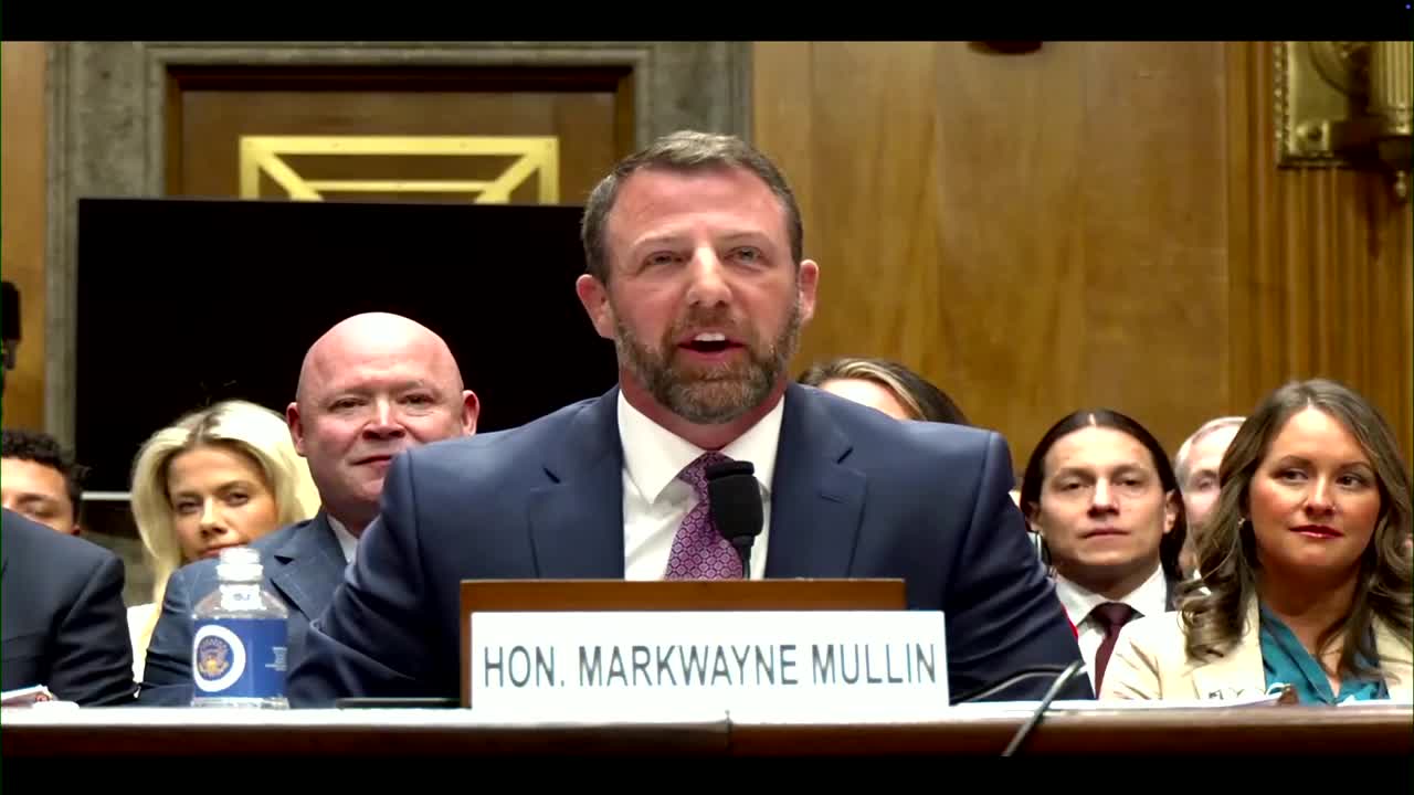 From near-fight to allies: Teamster lead backs Markwayne Mullin as DHS ...