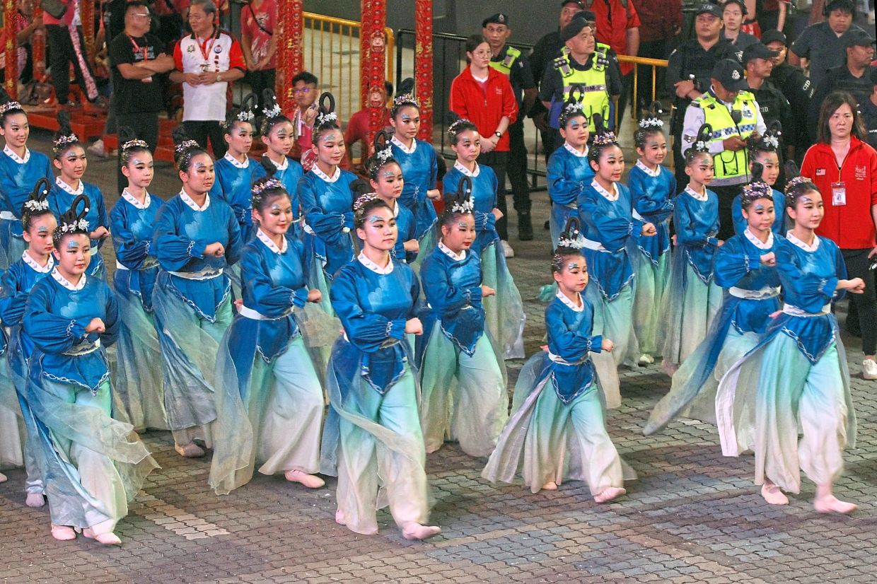 Unity shines at Chingay parade