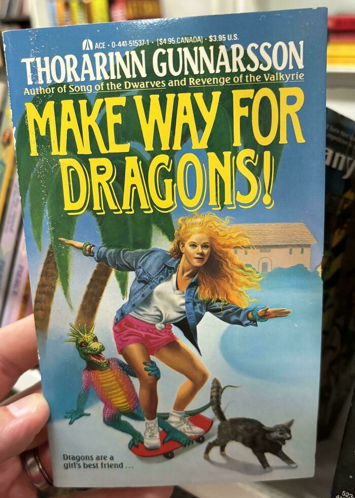 54 book covers that make you wonder what the designer was thinking