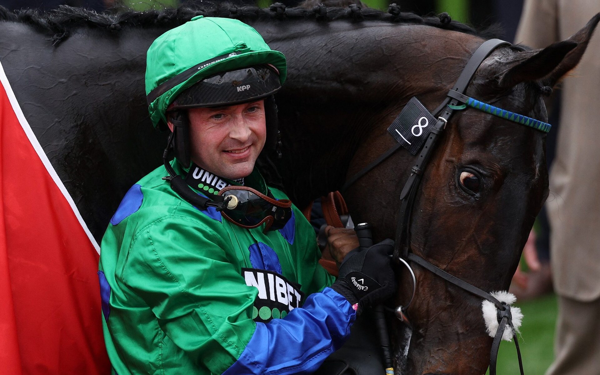 Jockey cleared of racism after Cheltenham spat<br>