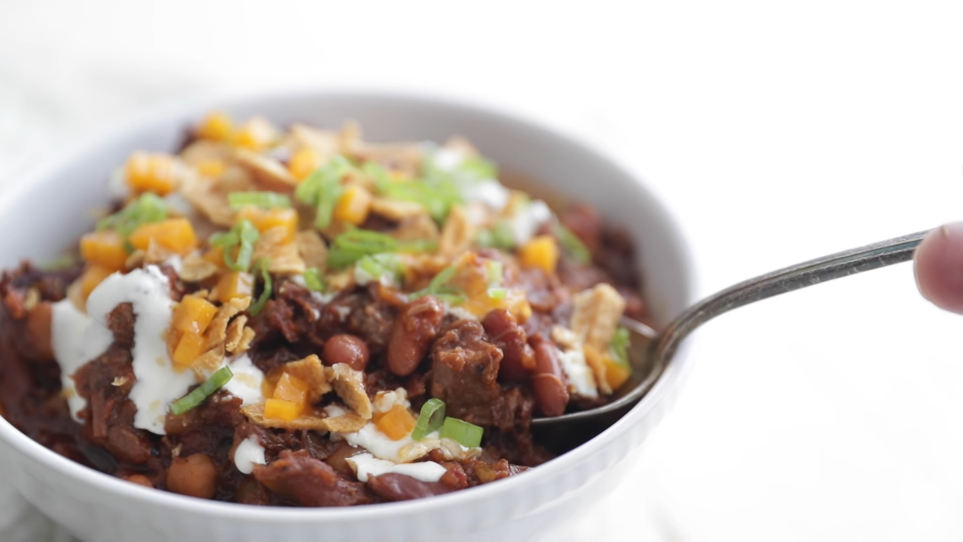 I can’t stop making this flavor-packed chili