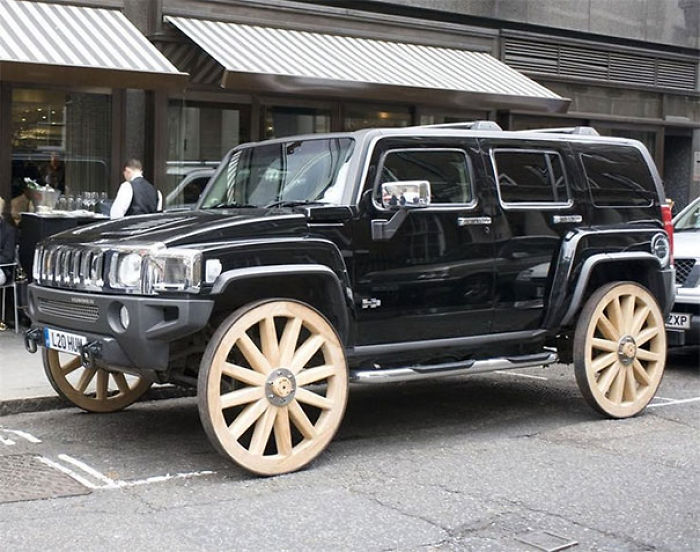 34 Times People Had Awful Taste But Executed Their Ideas Flawlessly