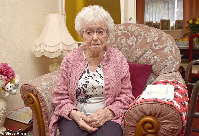 Pensioner, 81, strangled 95-year-old in botched robbery after trying to ...