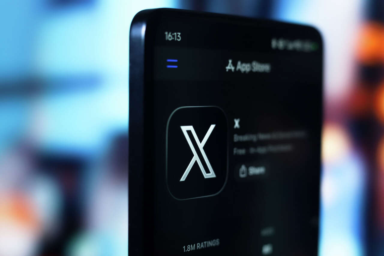 X outage: Thousands report problems with app, website and feed