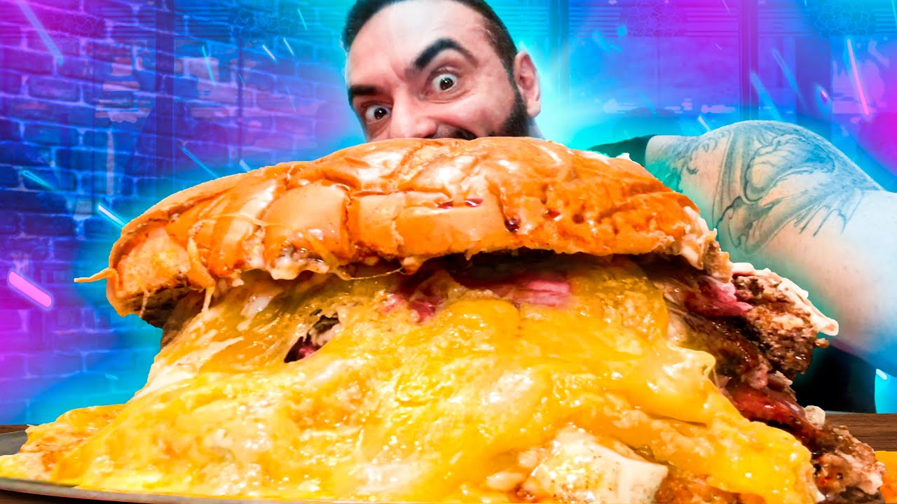 I found Brazil's biggest raclette sandwich!
