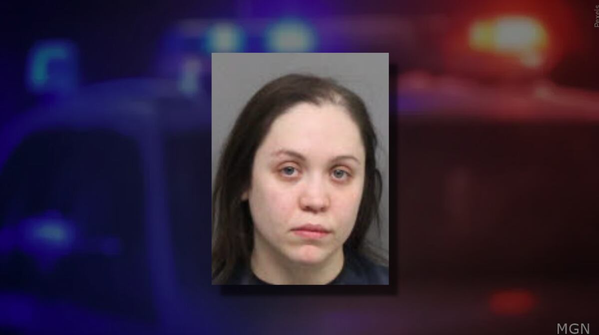 Lincoln woman abandons dead, emaciated dogs after eviction, police say
