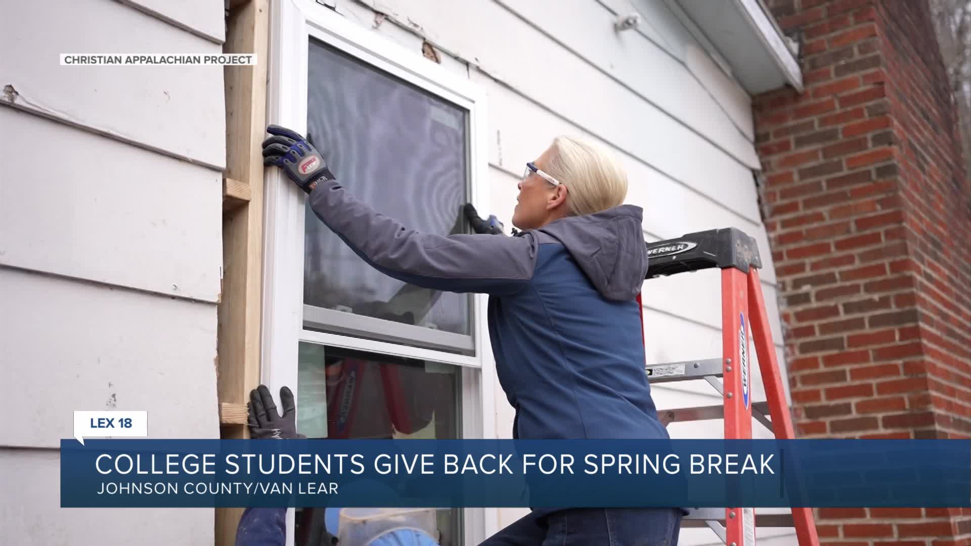 College students give back for spring break