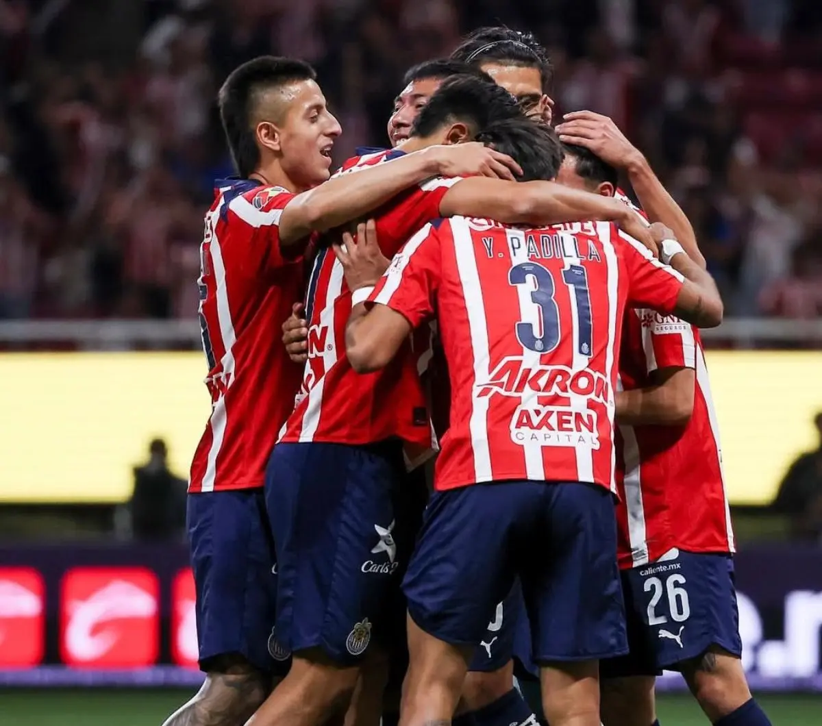 Más líderes que nunca, todo lo que dejó el triunfo de Chivas vs León