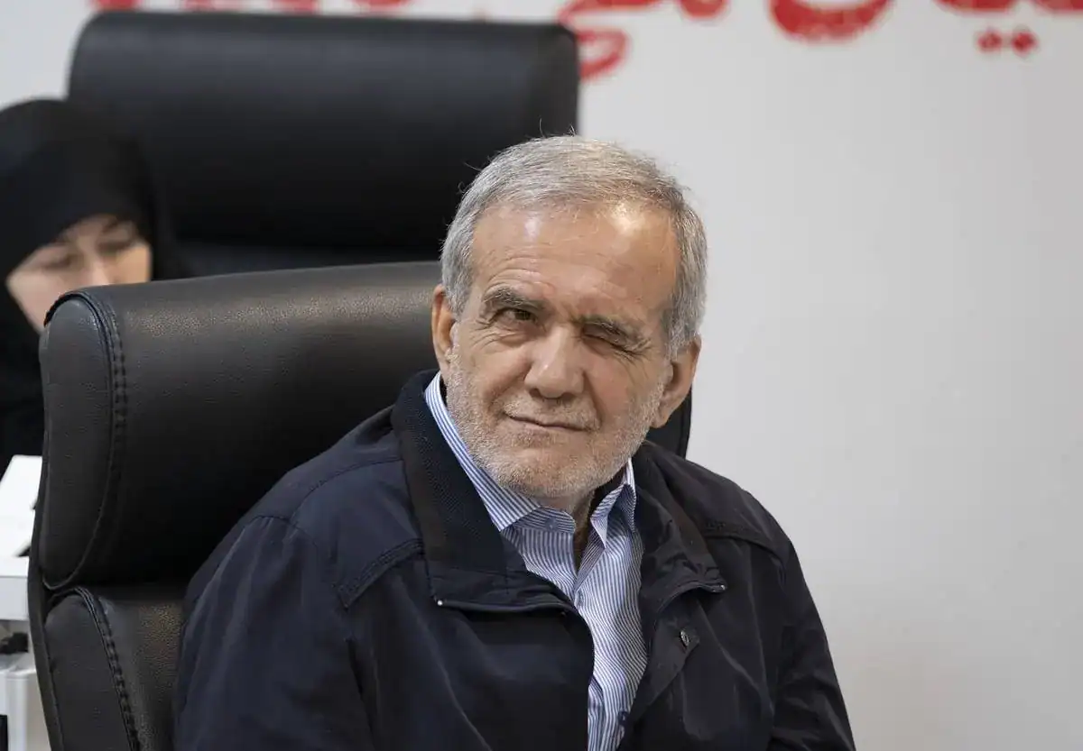 Presidente do Irã condena ataques israelenses contra campo de gás e ameaça retaliação à infraestrutura energética do Golfo