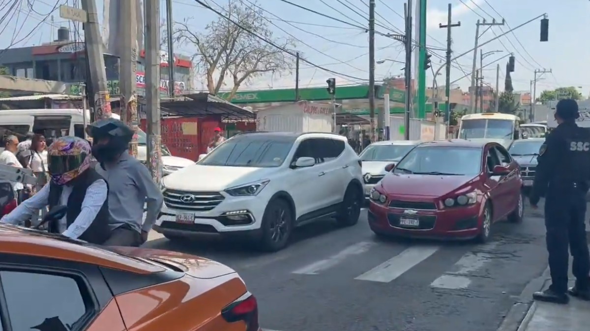 Adulto mayor muere atropellado tras intentar cruzar la calle en ...